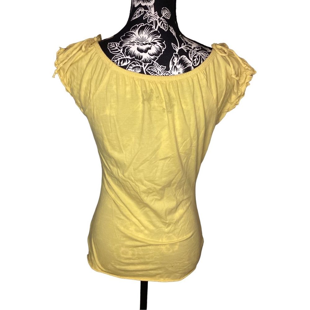 Yellow Short Sleeve Scoop Neck Tee - Picture 2 of 5